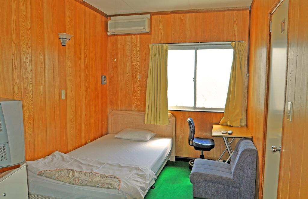 Yoshida Hotel Okinawa Номер фото